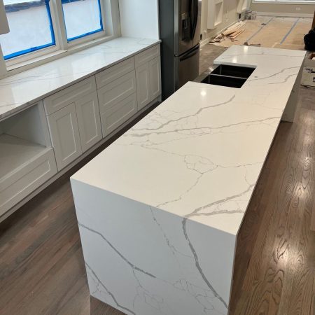 WhatsApp Image 2025-02-04 at 9.28.12 PM (5) White Quartz modern kitchen countertop